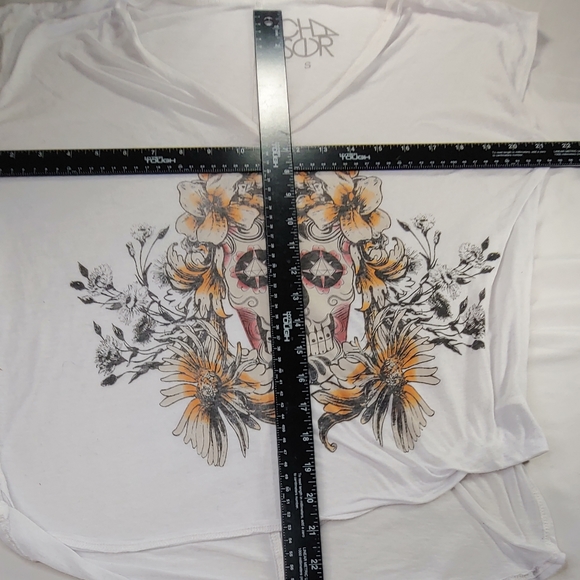 Chaser Candy Floral Skull Blouse Small - Picture 4 of 7